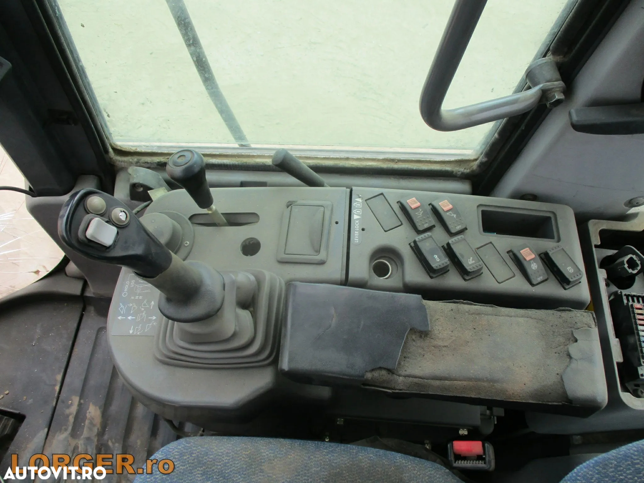 Hitachi Zaxis ZW 250 - 9
