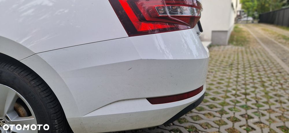Skoda Superb 1.8 TSI Ambition - 11