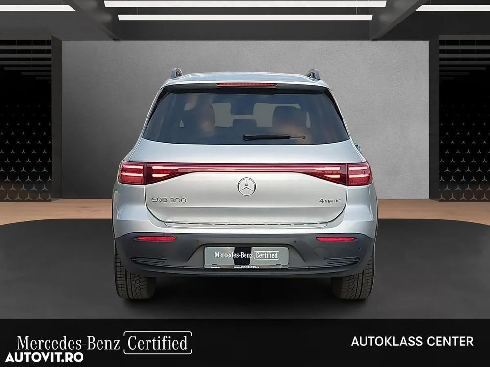 Mercedes-Benz EQB - 4