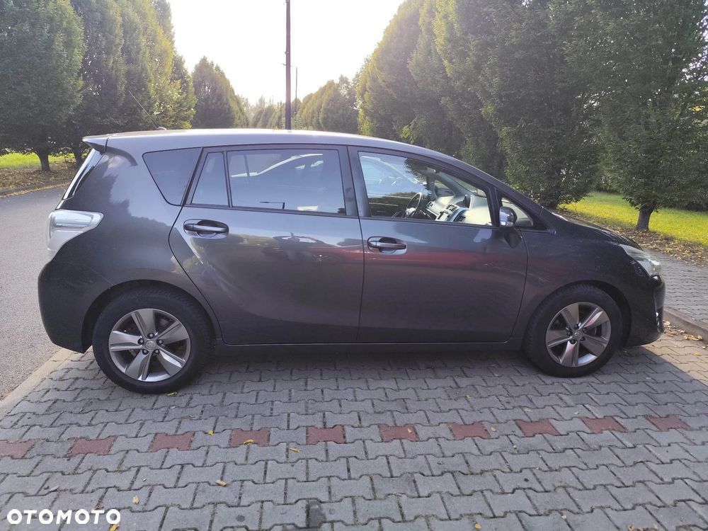 Toyota Verso 1.6 D-4D 7-Sitzer Start/Stop Skyview Edition - 6