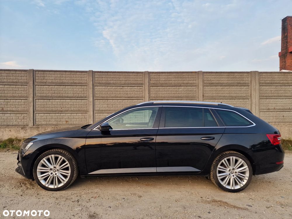 Skoda Superb ver-combi-1-4-tsi-iv-dsg-style - 3