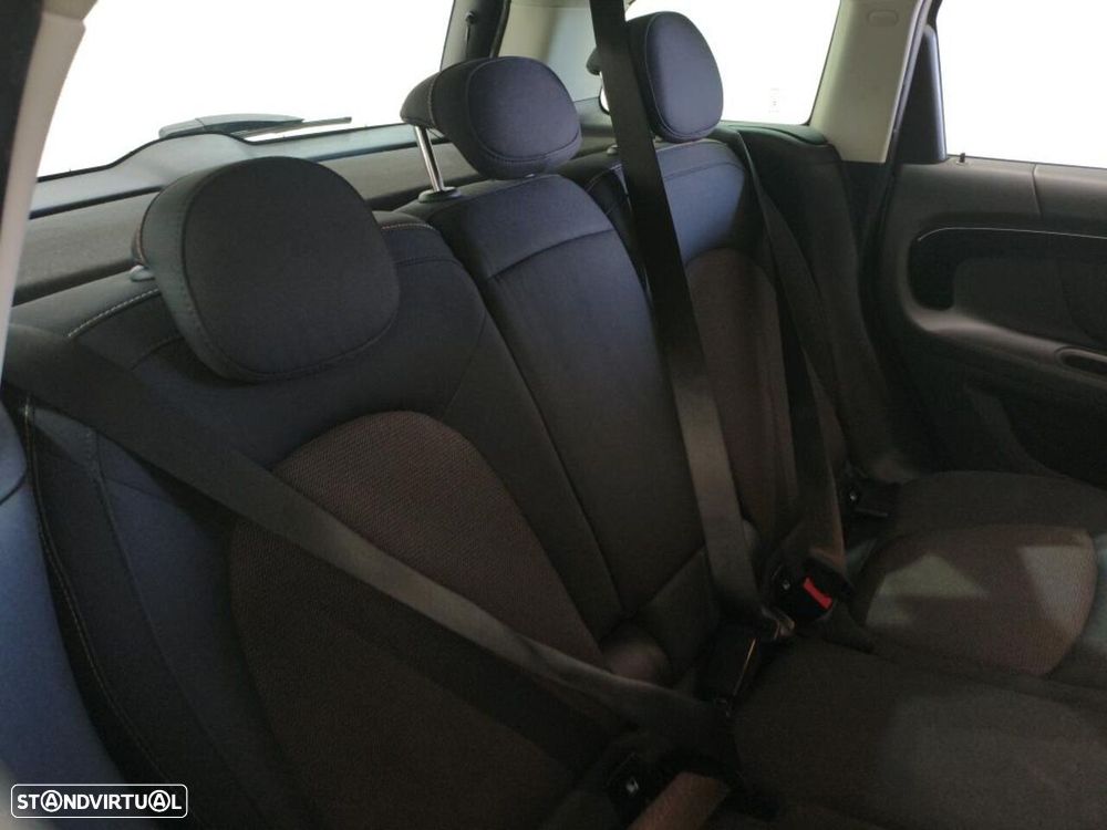 MINI Countryman Cooper SE ALL4 Auto - 6