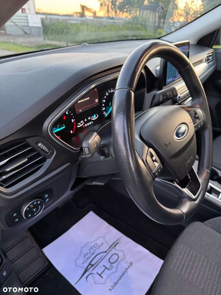 Ford Focus 2.0 EcoBlue Active Business - 27