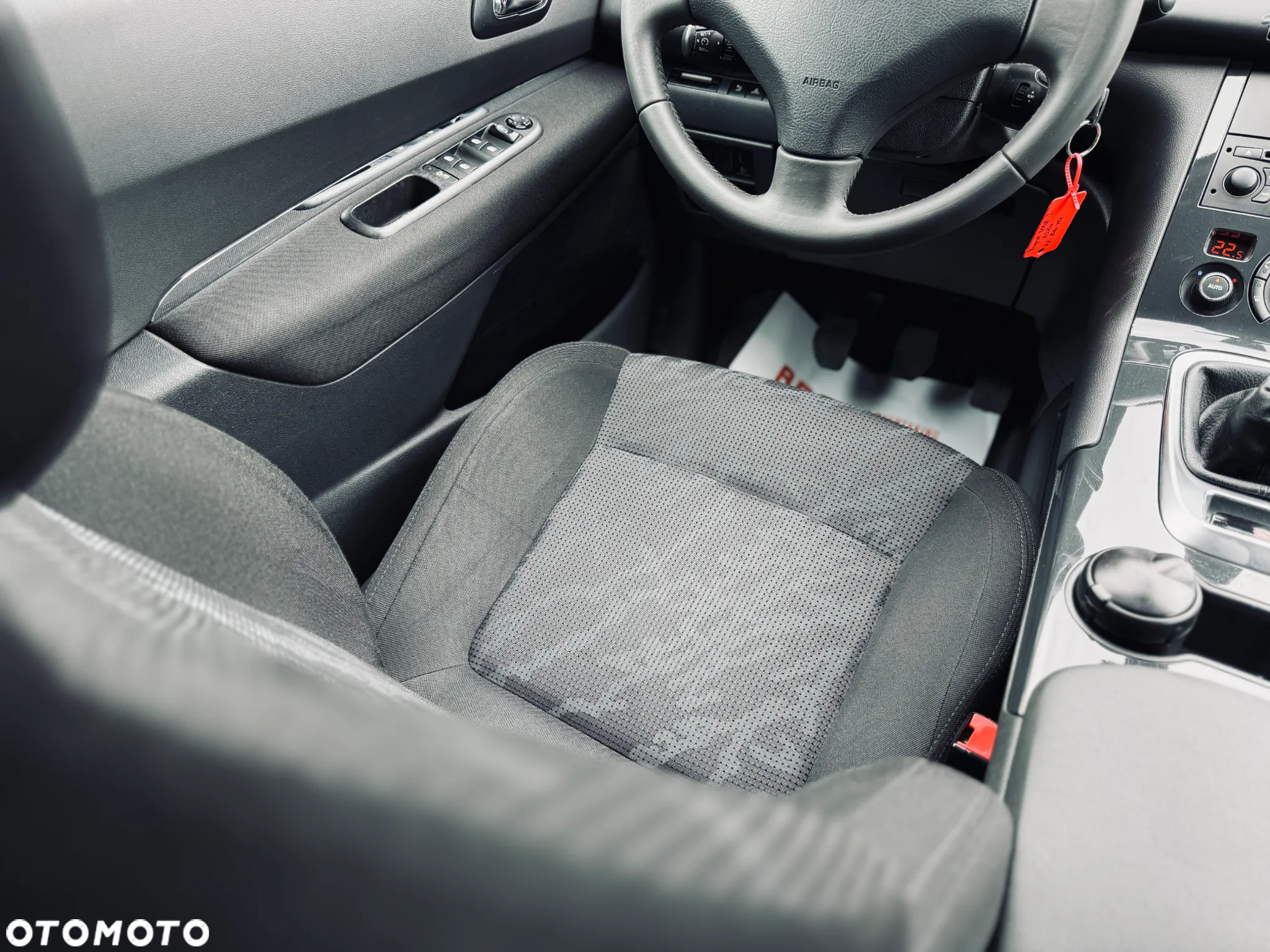 Peugeot 3008 HDi FAP 110 Platinum - 26