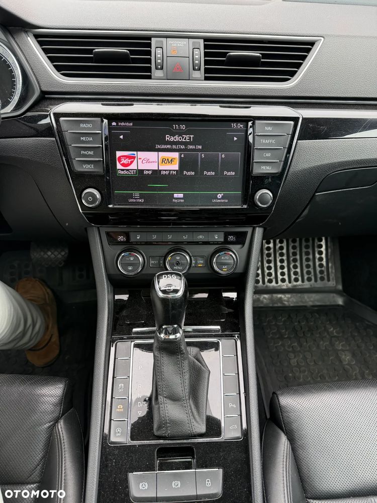 Skoda Superb 2.0 TDI L&K DSG - 11