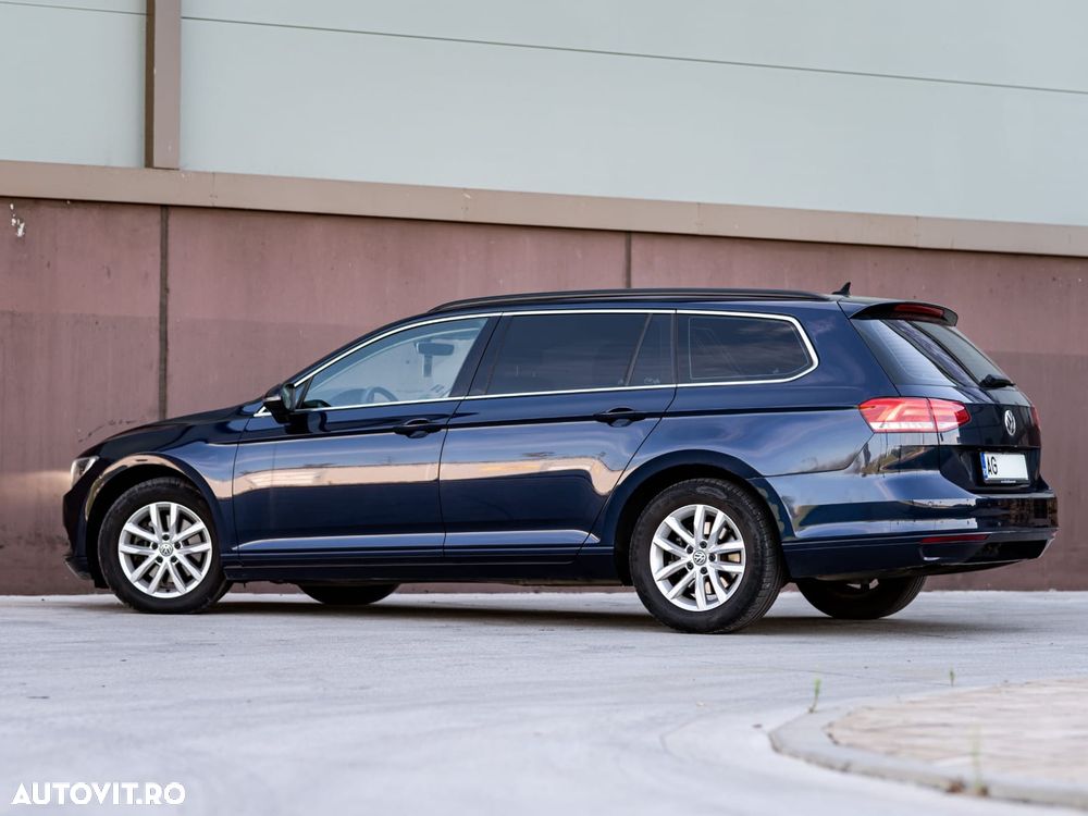 Volkswagen Passat 1.6 TDI Comfortline - 6