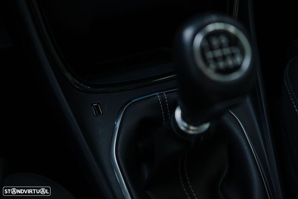 Ford Puma 1.0 EcoBoost MHEV Titanium - 20