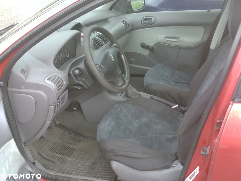 Peugeot 206 1.1 Color-Line - 12