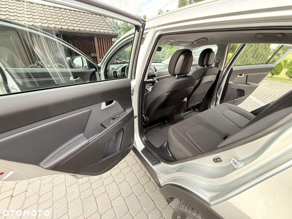 Kia Sportage - 16