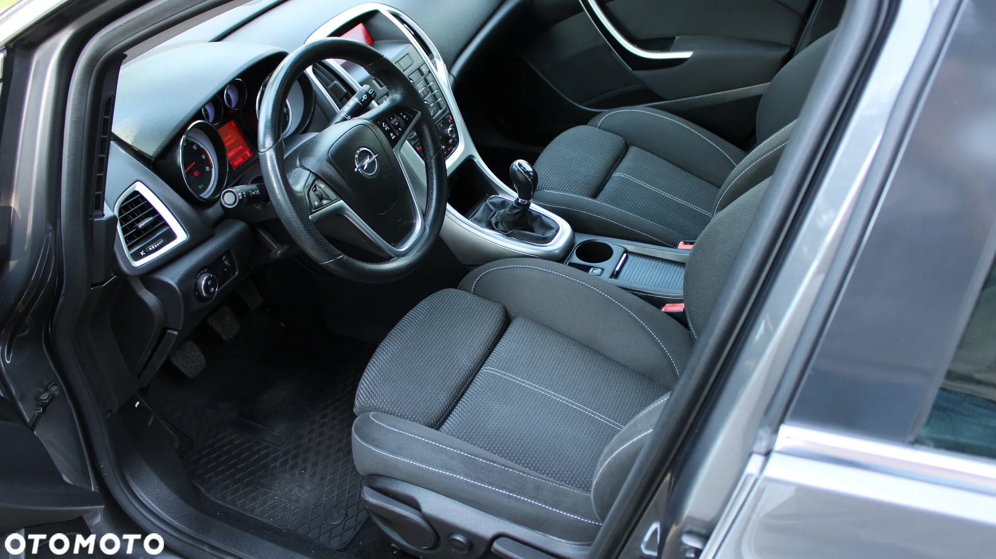 Opel Astra 1.6 Cosmo - 24
