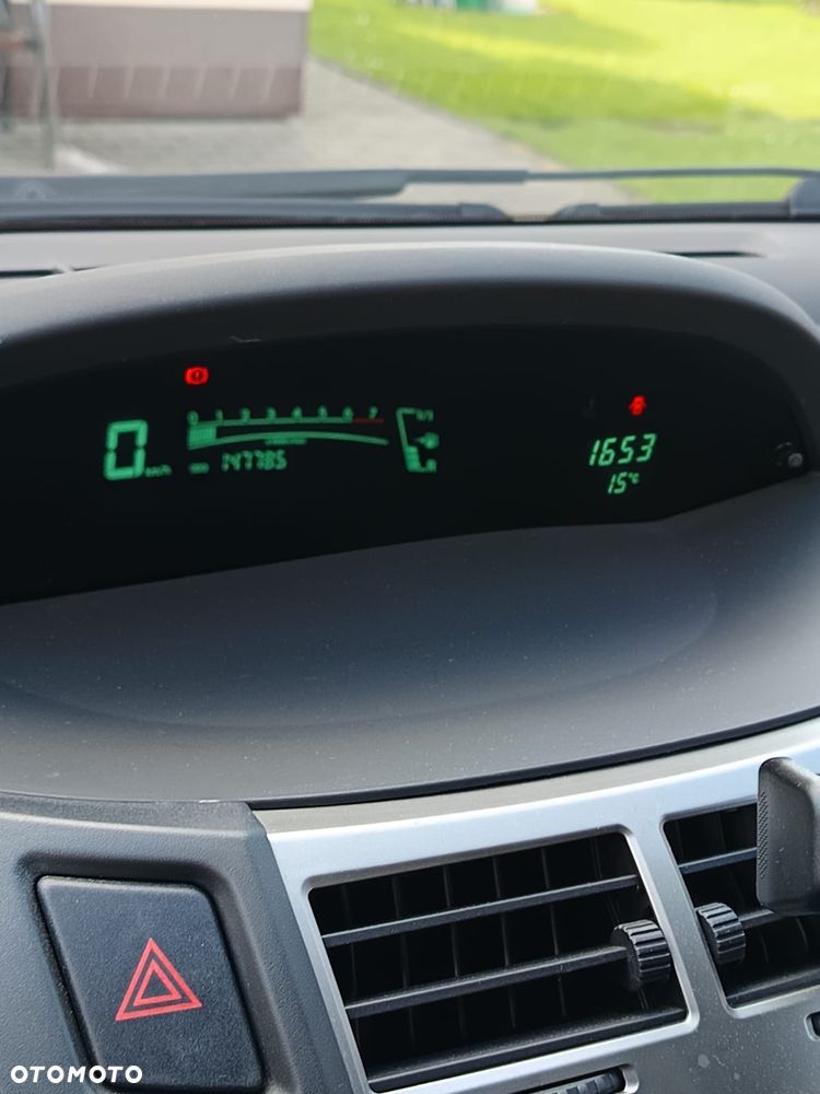 Toyota Yaris 1.33 Luna - 22