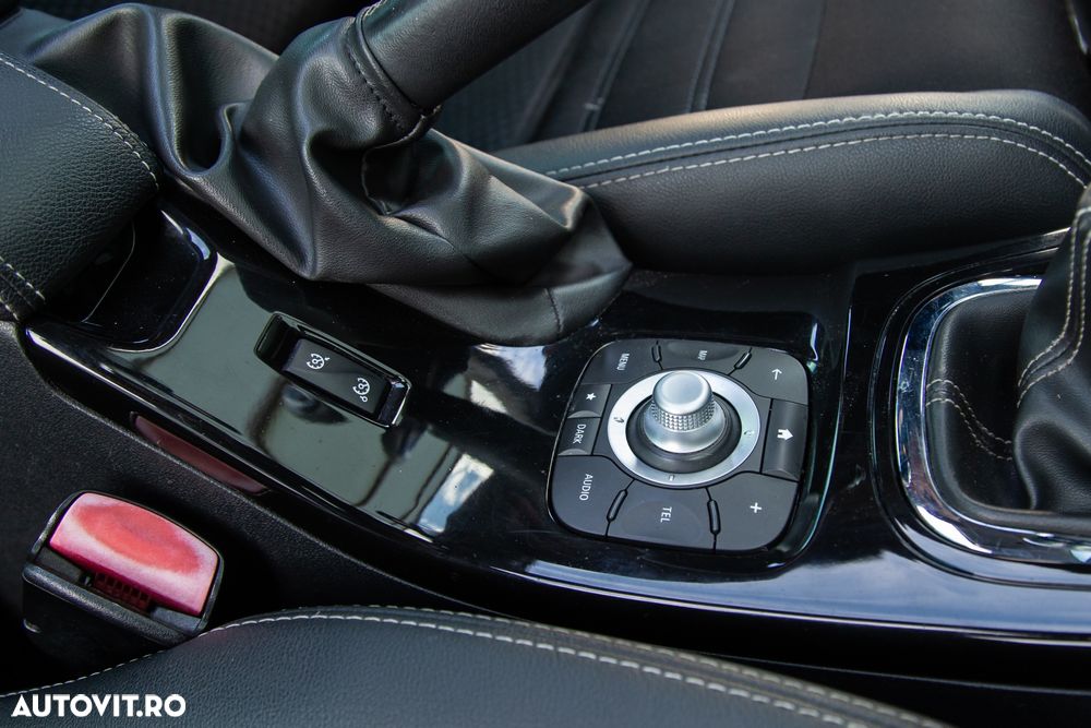 Renault Megane ENERGY dCi 130 Start & Stop Bose Edition - 28