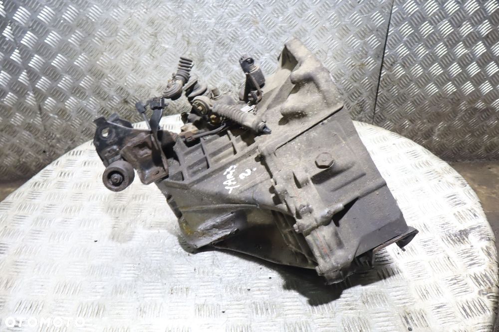 SKRZYNIA BIEGÓW 5 BIEGOWA YARIS II 1.0 20TT01 - 4
