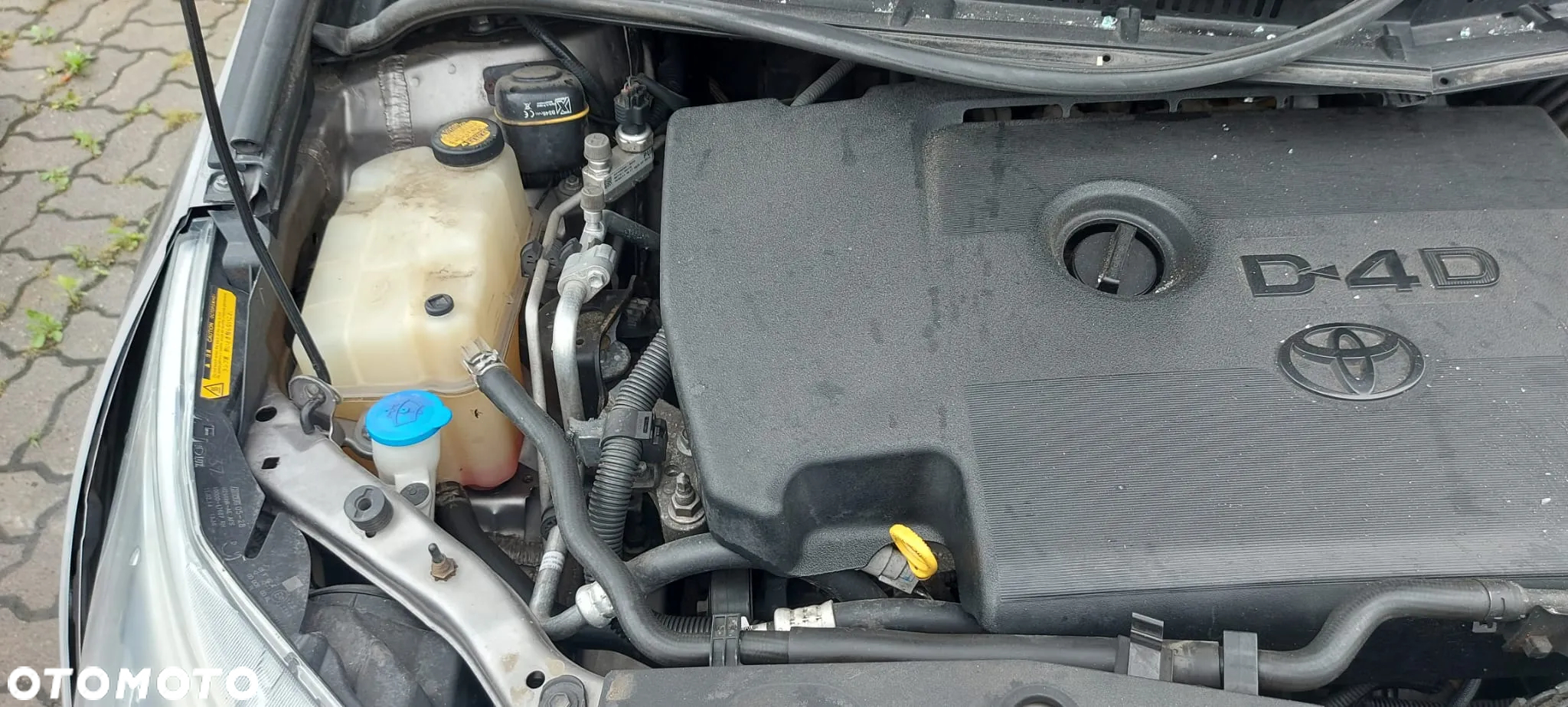 Toyota Avensis - 9