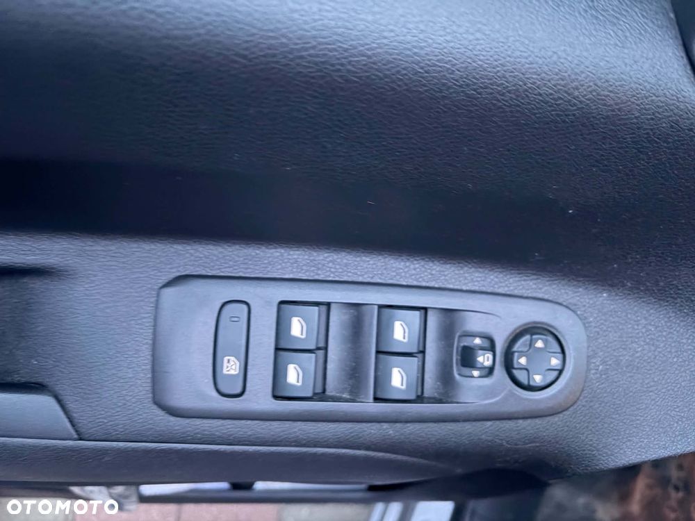 Opel Combo - 14