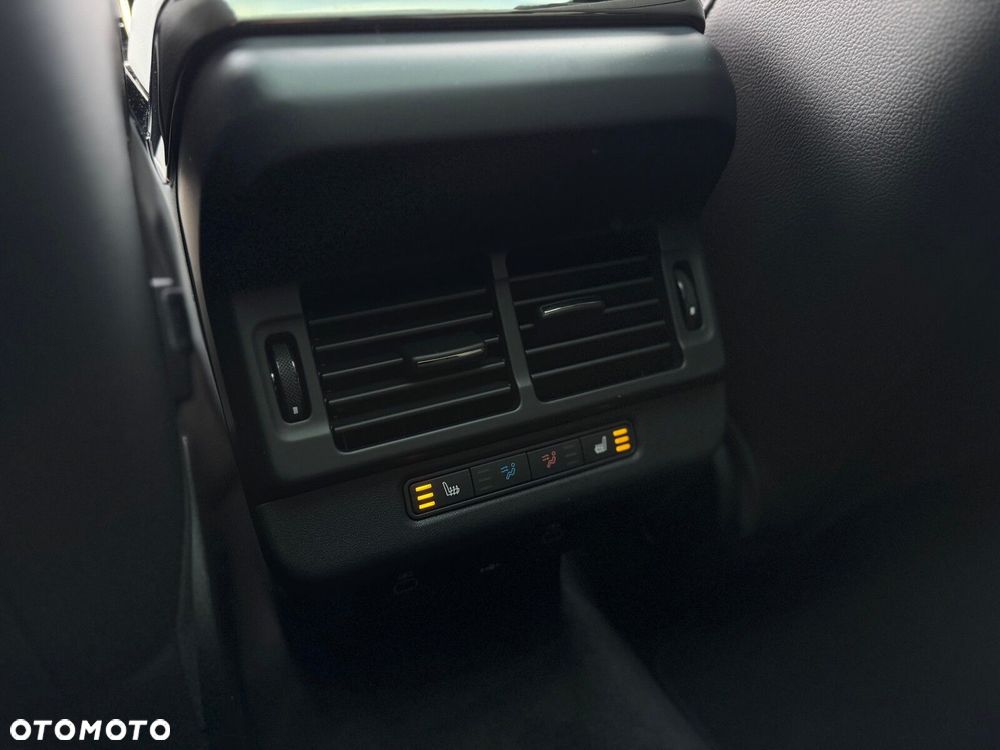 Land Rover Range Rover Evoque - 11