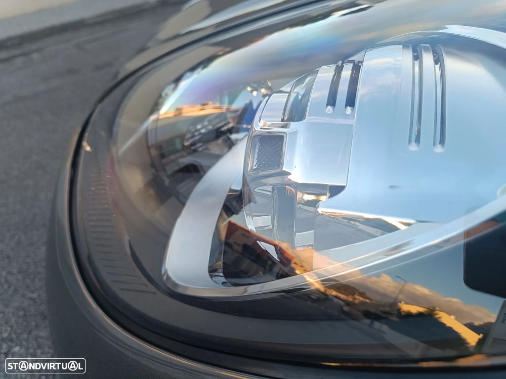 Porsche Macan Standard - 10