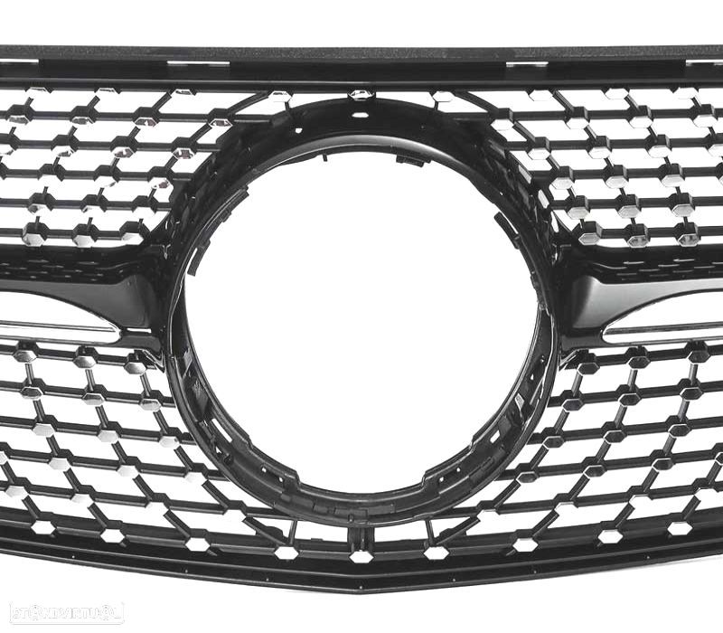 GRELHA FRONTAL MERCEDES CLASE A W176 16-18 PRETO CROMADO LOOK DIAMOND - 5
