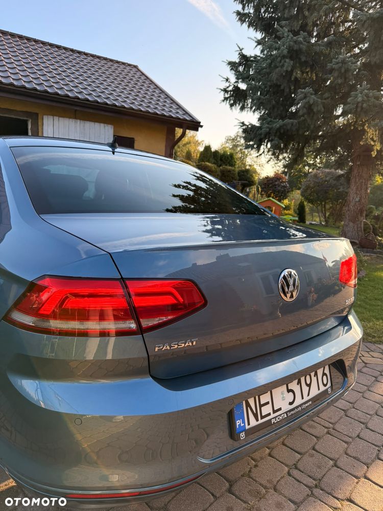Volkswagen Passat 2.0 TDI BMT Comfortline DSG - 23