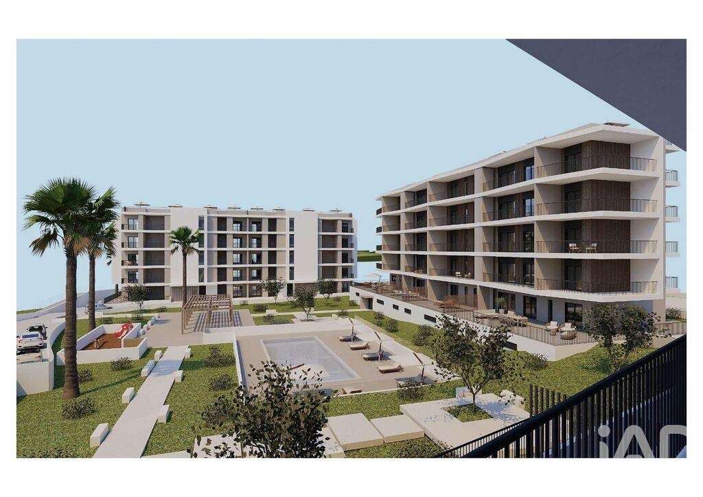 Apartamento T2 em Portimão de 90,00 m2 - Grande imagem: 2/14
