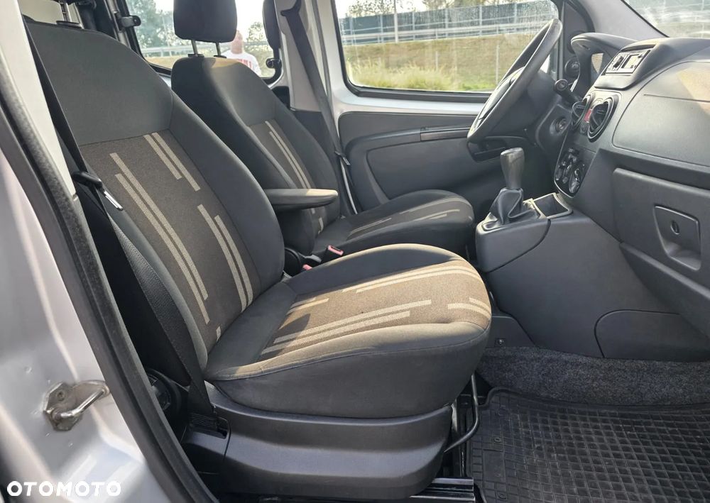 Fiat Fiorino Kombi 1.3 MJ Adventure - 13