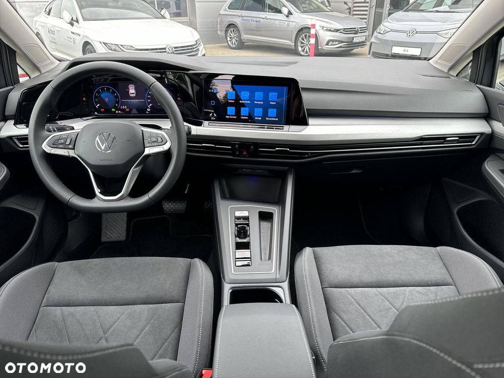 Volkswagen Golf - 14