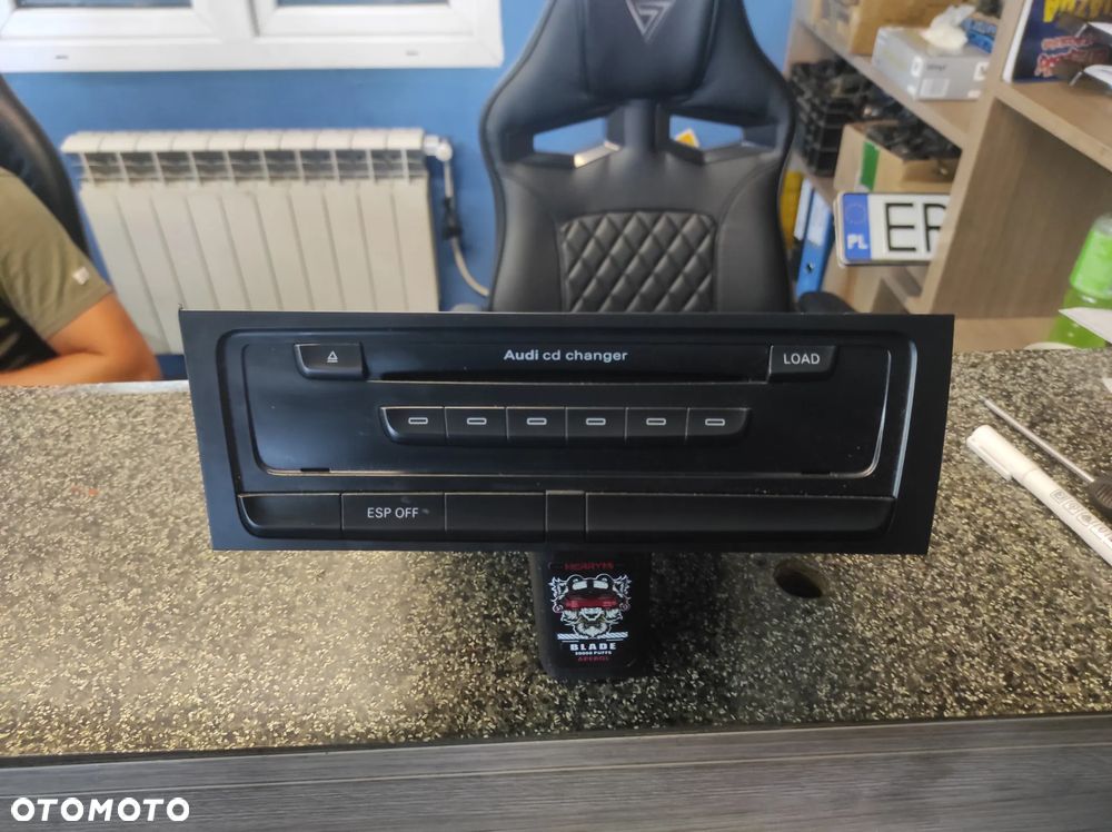 A4 B8 A5 8T RADIO ZMIENIARKA AUDI CD CHANGER 8T1035110C SPRAWNE GWARNAJCA WYSYŁKA !!! - 1