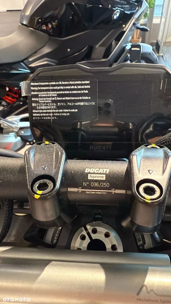 Ducati Streetfighter V4 - 13