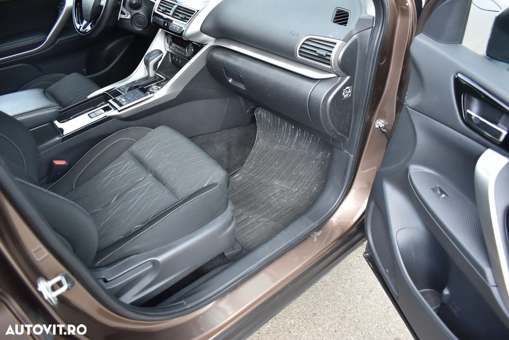 Mitsubishi Eclipse-Cross 1.5-litre 16-valve DOHC MIVEC 4X4 Instyle+ Aut. - 20