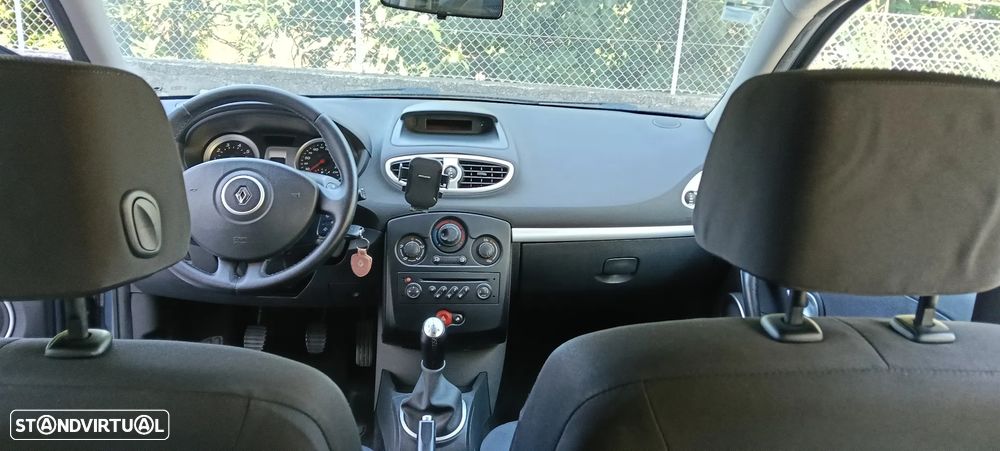 Renault Clio 1.2 16V Dynamique - 8