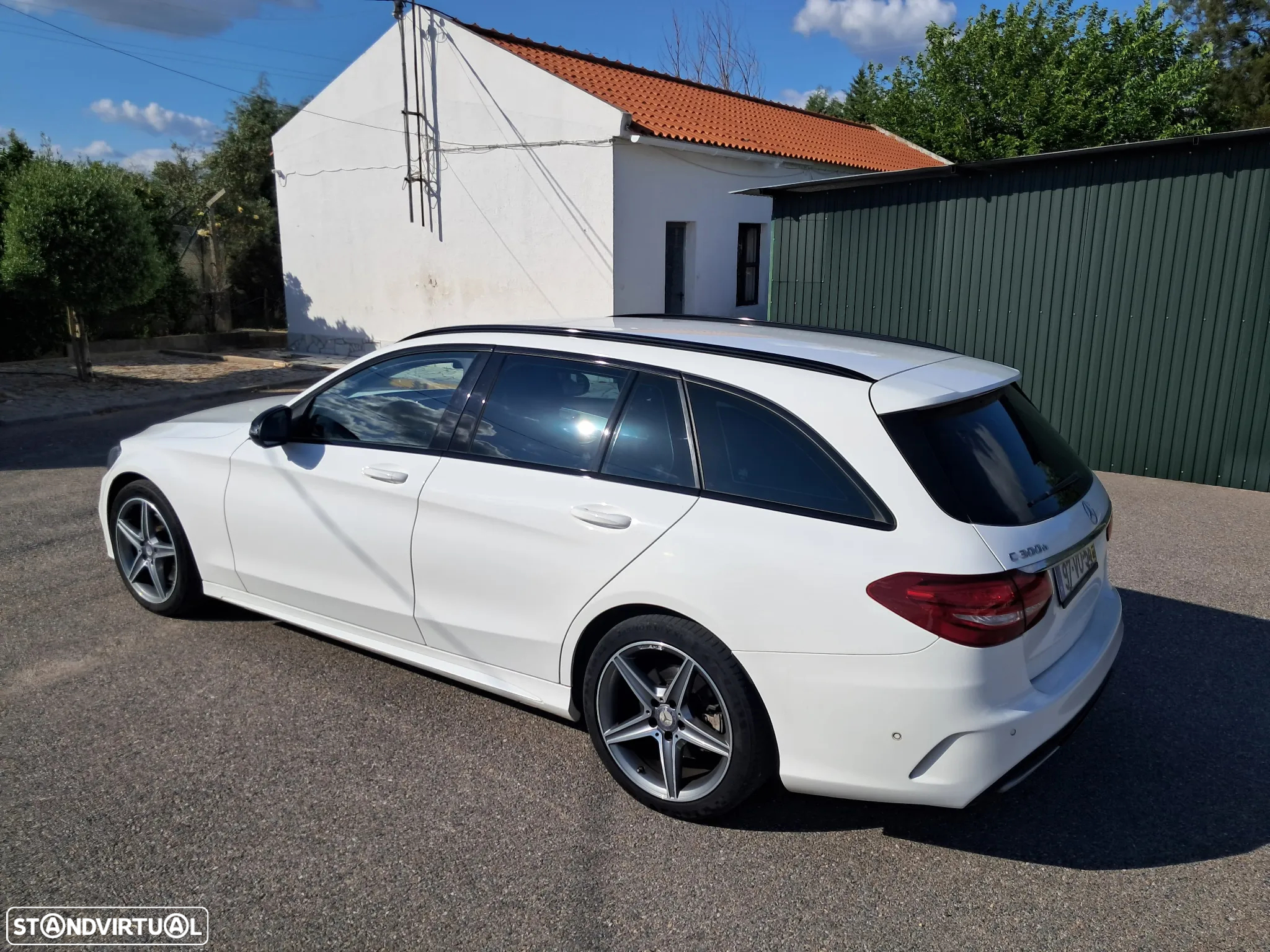 Mercedes-Benz C 300 BlueTEC Hybrid AMG Line - 5