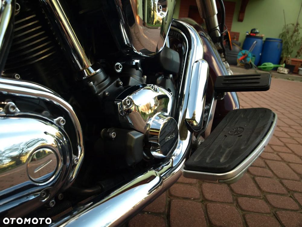Yamaha Road Star - 8