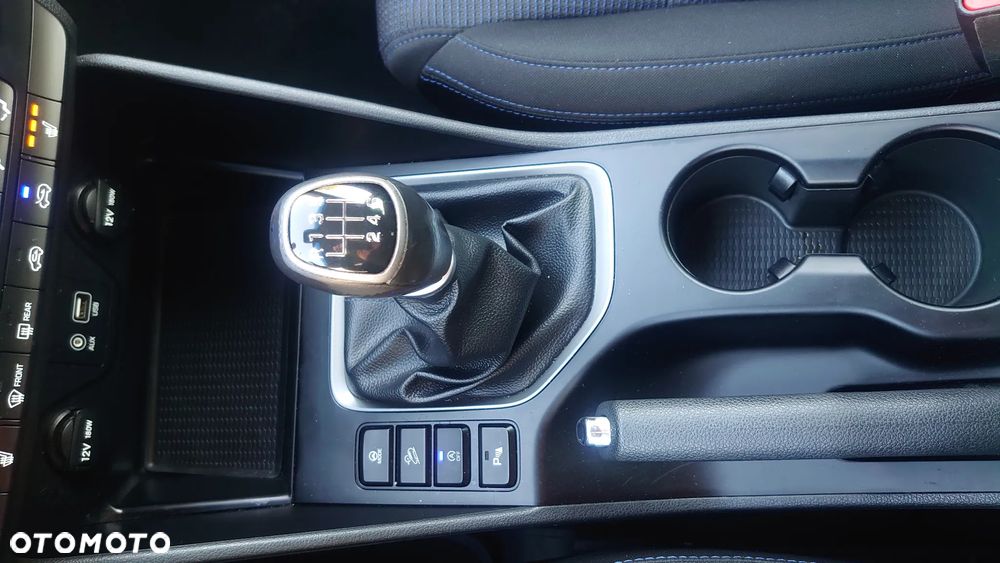 Hyundai Tucson blue 1.6 GDi 2WD Navi - 16