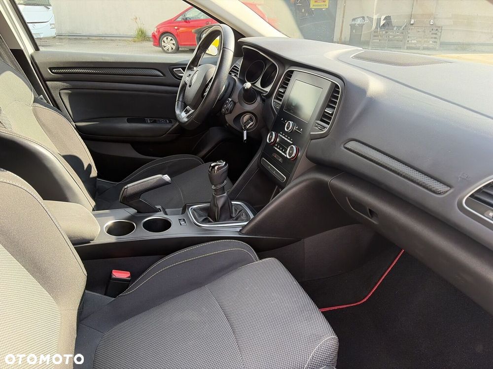 Renault Megane 1.2 Energy TCe Limited - 12