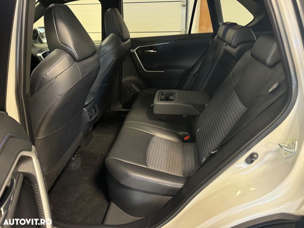 Toyota RAV4 2.5 Hybrid VVT-iE 4x2 Dynamic - 28