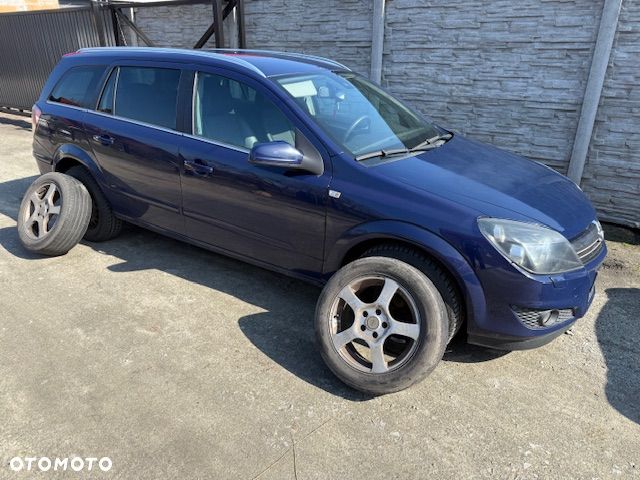 Opel Astra 1.9 CDTI DPF Cosmo - 8