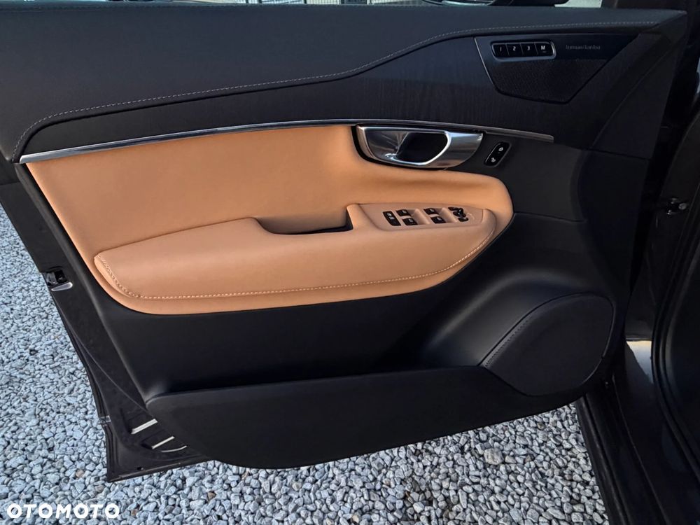 Volvo XC 90 T8 AWD Recharge Ultimate Dark - 26