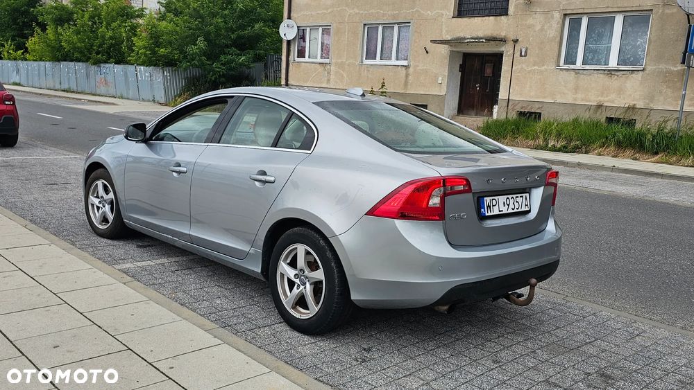Volvo S60 DRIVe Summum - 33