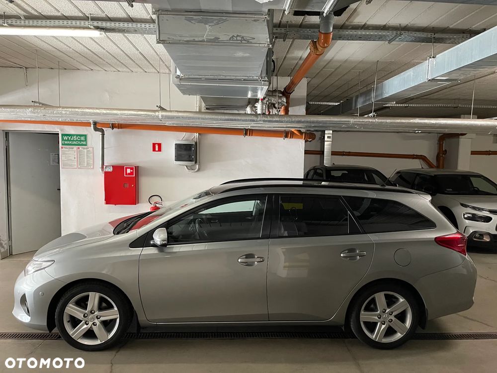 Toyota Auris 1.6 Dynamic - 5