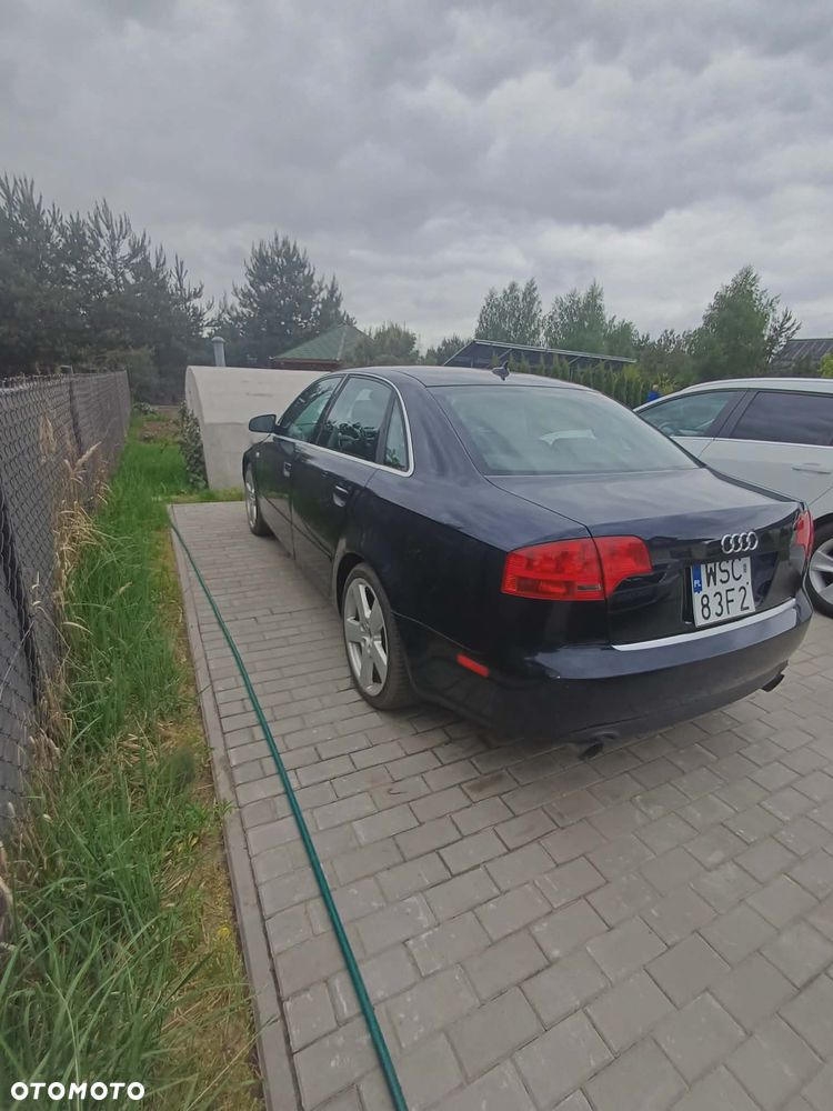 Audi A4 Limousine 2.0 T FSI - 15