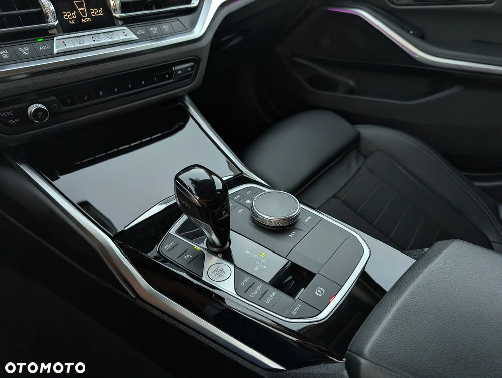 BMW Seria 3 320d MHEV Sport Line - 17