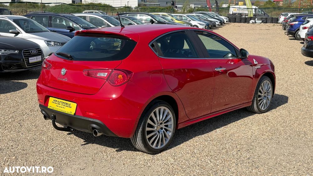 Alfa Romeo Giulietta 2.0 JTDM 16V Veloce - 9