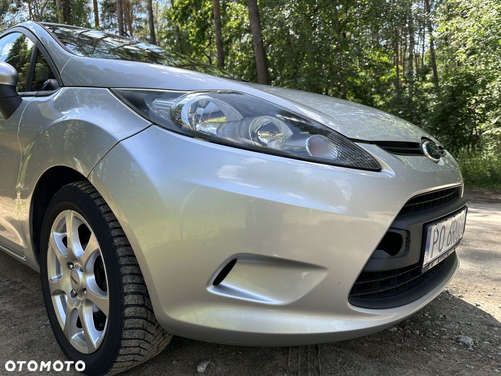 Ford Fiesta 1.25 Trend - 10