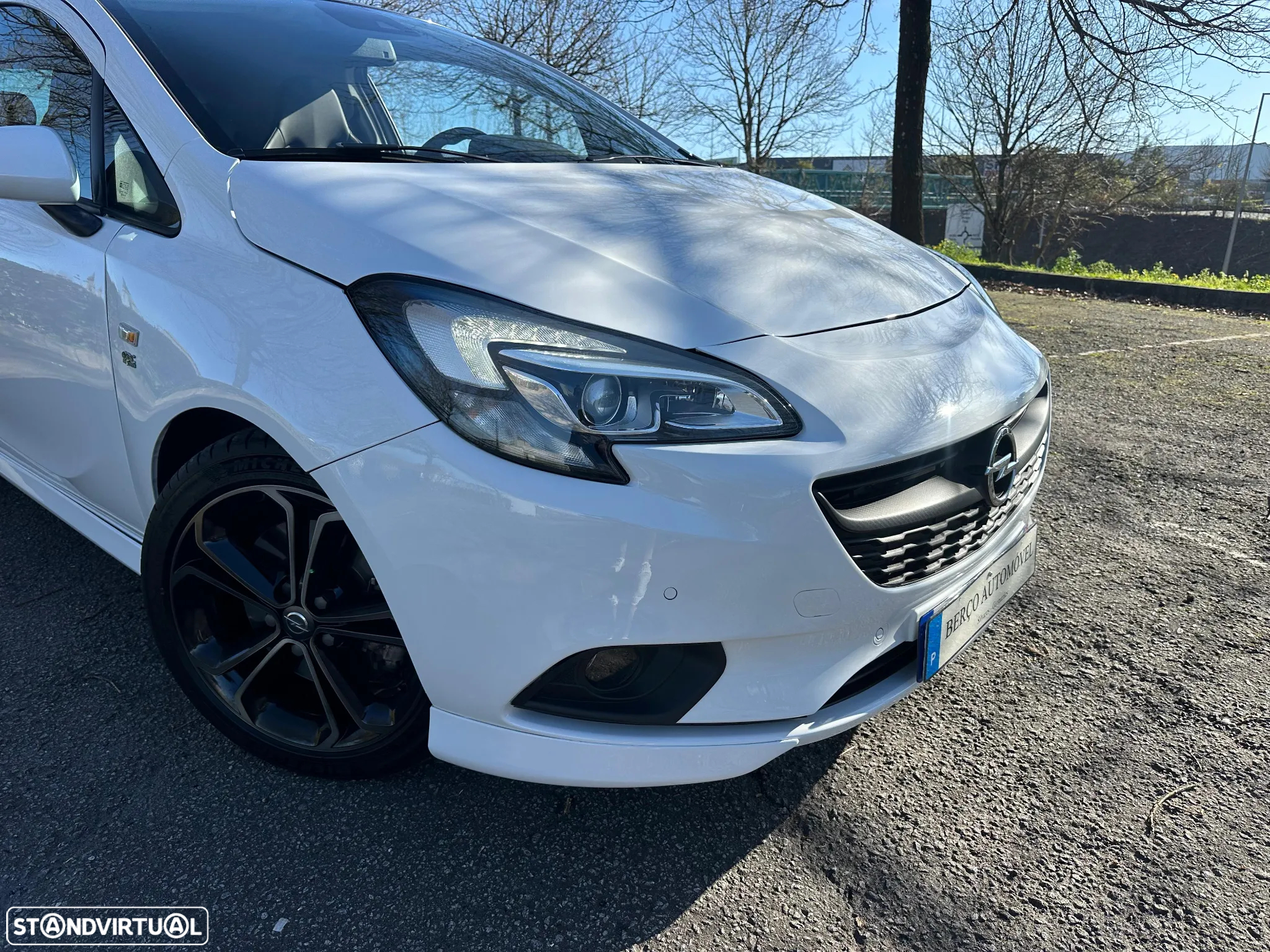 Opel Corsa 1.4 Turbo ecoFLEX S&S Color Edition - 2