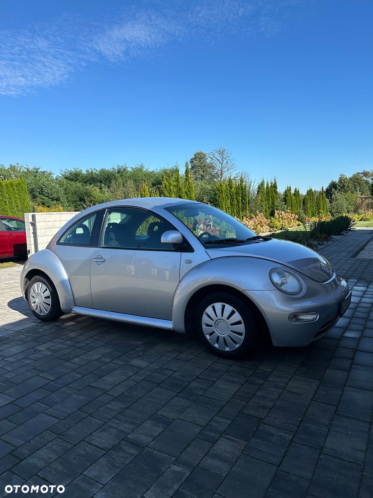 Volkswagen New Beetle 2.0 - 6