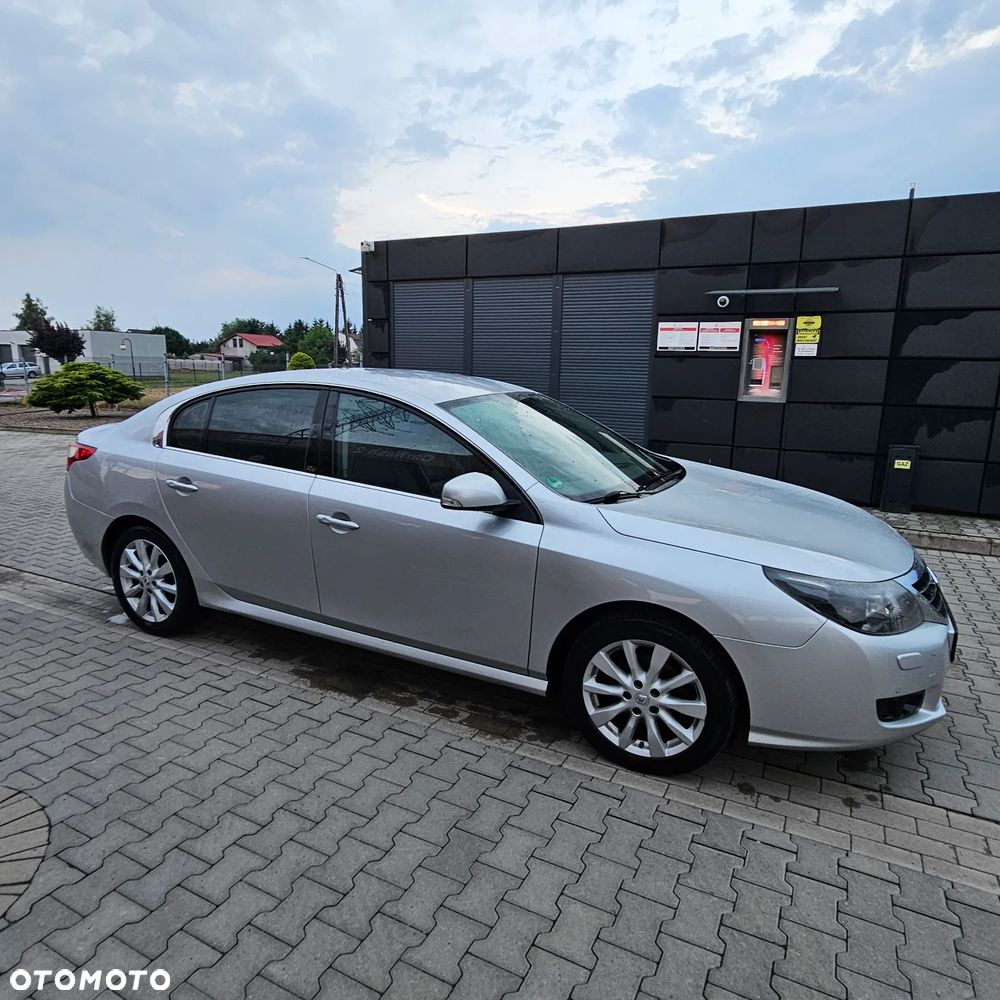 Renault Latitude - 2