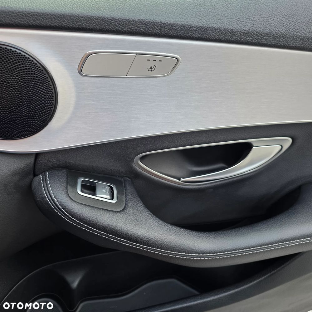 Mercedes-Benz Klasa C 220 d 9G-TRONIC - 28