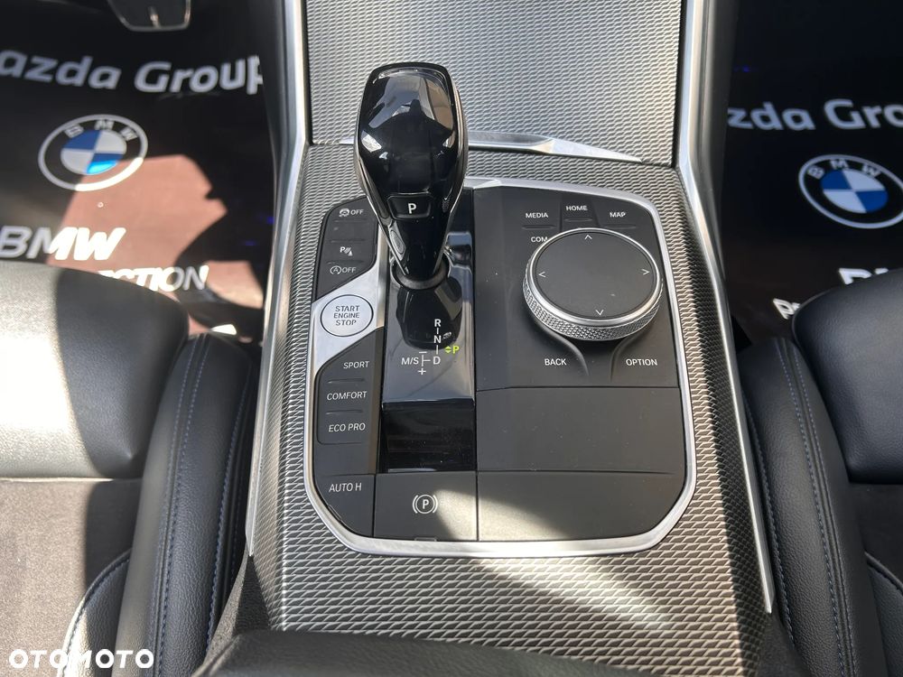 BMW Seria 3 330i xDrive M Sport sport - 29