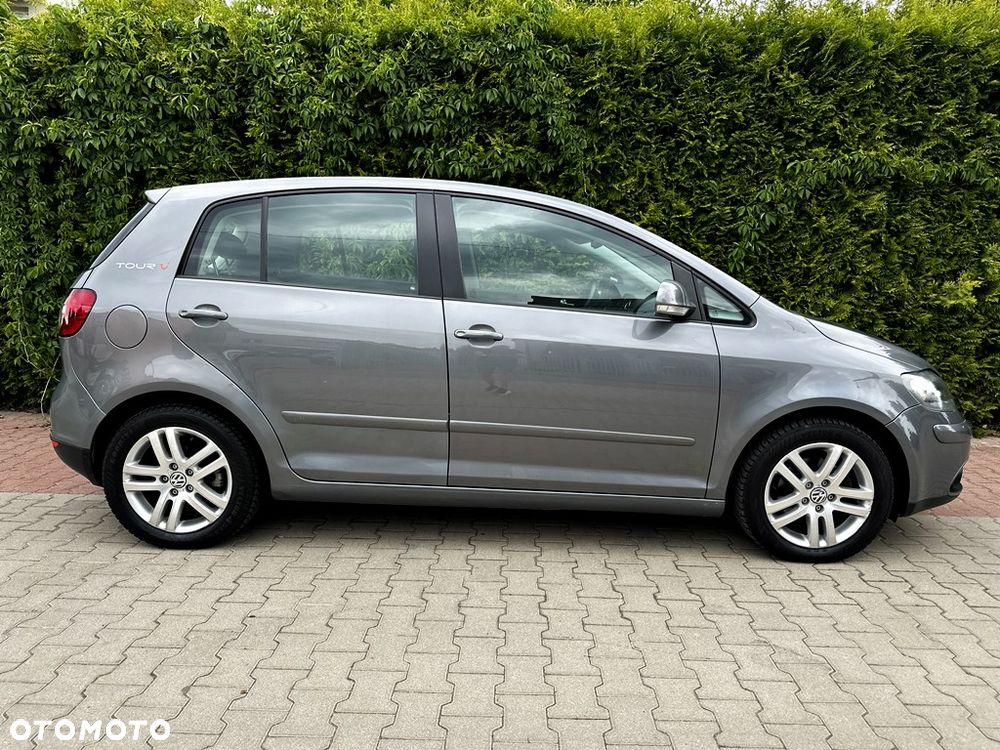 Volkswagen Golf Plus 1.9 TDI DPF Tour Edition - 19