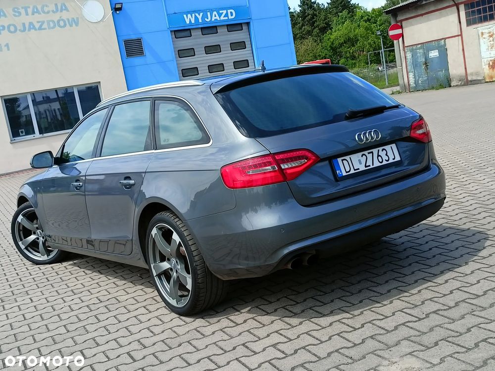 Audi A4 Avant 2.0 TDI DPF Ambition - 6